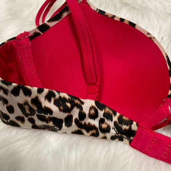 Very Sexy Victorias Secret Y2K Leopard Print Bra with Red Straps - Picture 5 of 7